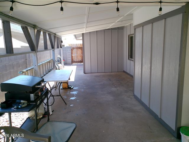 2142 W ENID Avenue, Mesa, AZ 85202