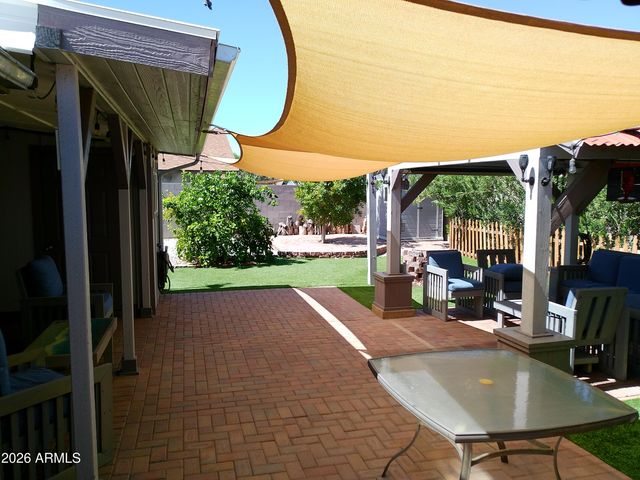 2142 W ENID Avenue, Mesa, AZ 85202