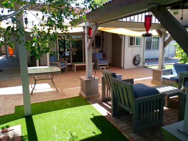 2142 W ENID Avenue, Mesa, AZ 85202