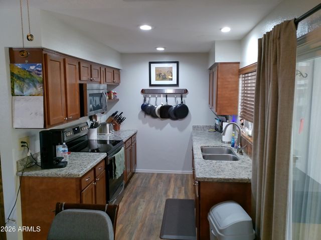 2142 W ENID Avenue, Mesa, AZ 85202