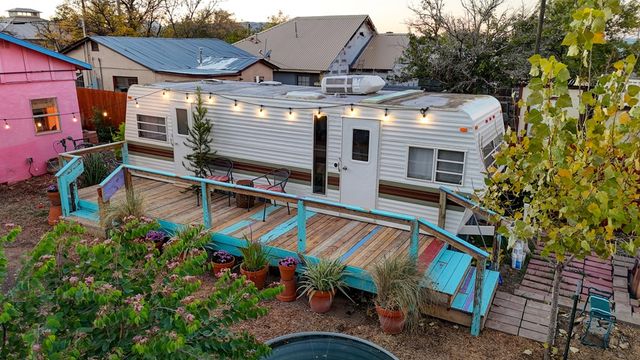 208 S 2nd St., Alpine, TX 79830