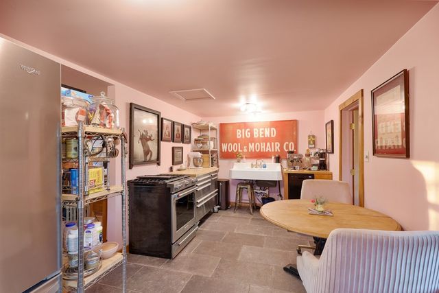 208 S 2nd St., Alpine, TX 79830