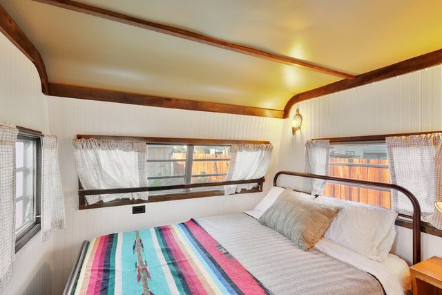 208 S 2nd St., Alpine, TX 79830