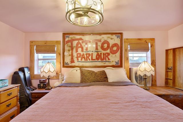 208 S 2nd St., Alpine, TX 79830