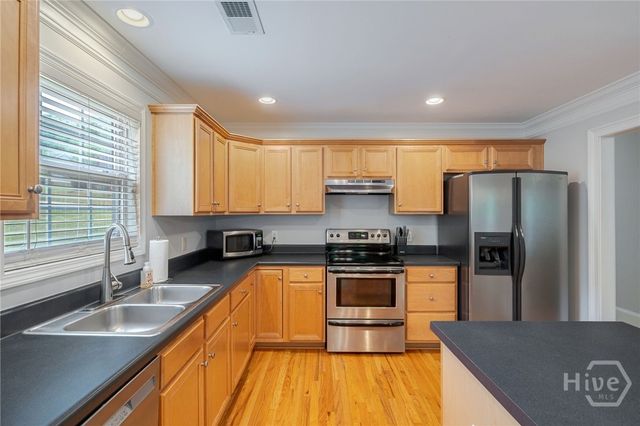 318 E Creek Bend E, Athens, GA 30605
