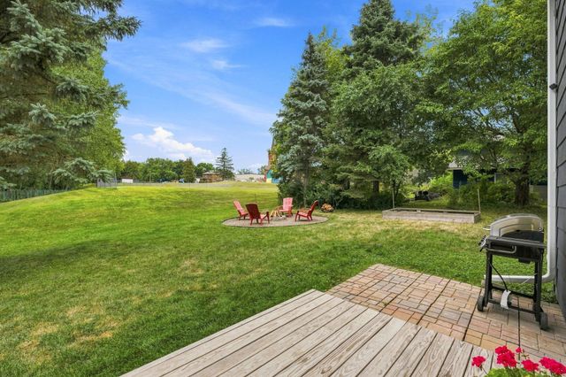 170 Meadow Drive, Loretto, MN 55357