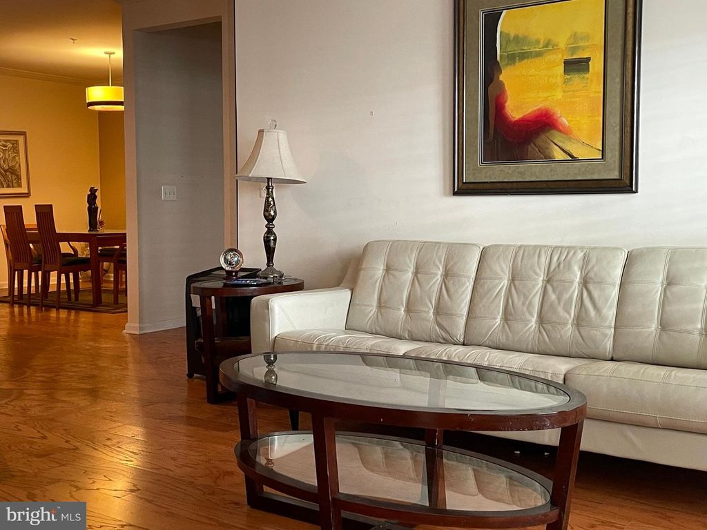 Image 10 of property listing at 13401 BELLE CHASSE BLVD #112, Laurel, MD 20707