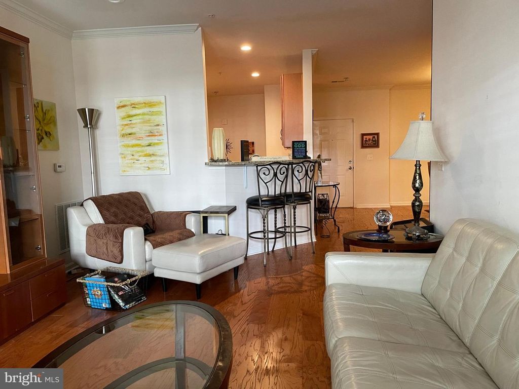 Image 12 of property listing at 13401 BELLE CHASSE BLVD #112, Laurel, MD 20707