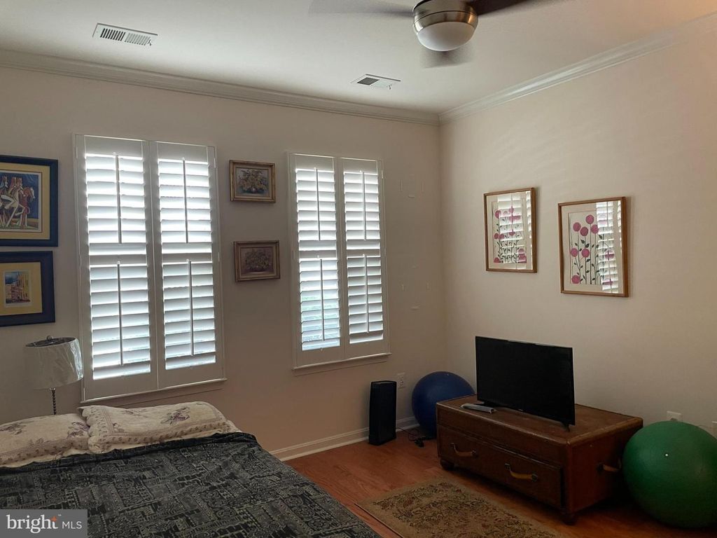 Image 31 of property listing at 13401 BELLE CHASSE BLVD #112, Laurel, MD 20707