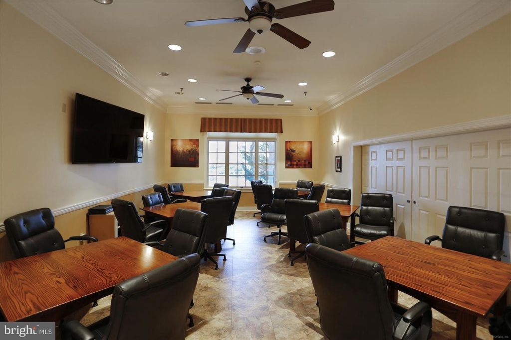 Image 43 of property listing at 13401 BELLE CHASSE BLVD #112, Laurel, MD 20707
