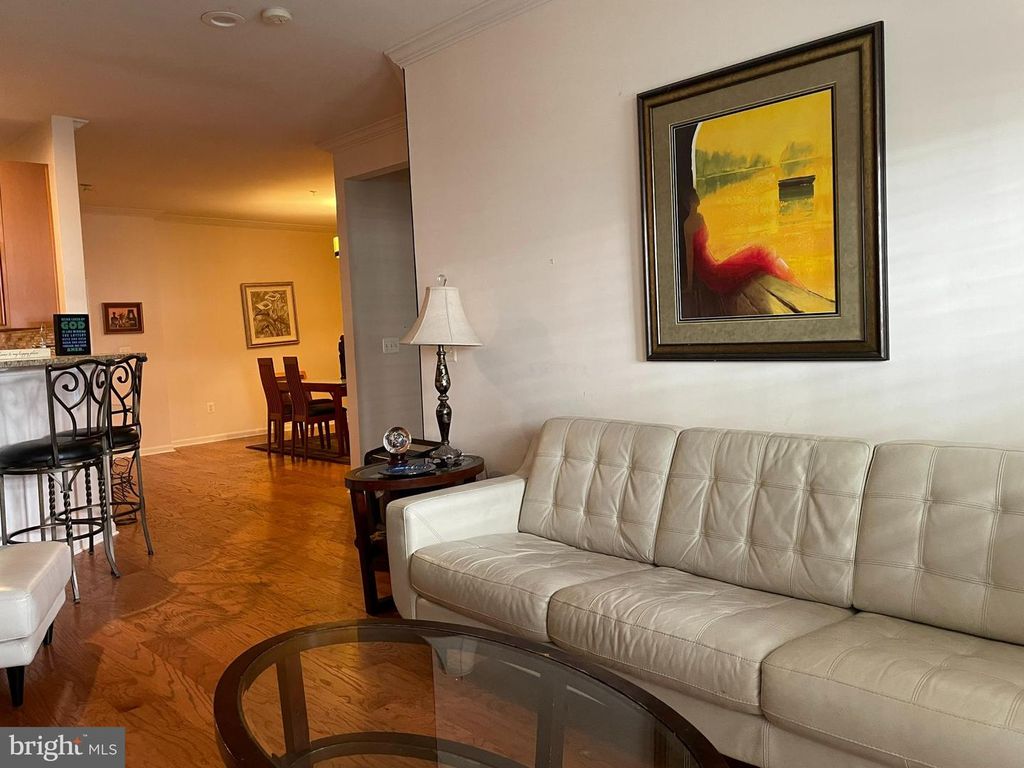 Image 6 of property listing at 13401 BELLE CHASSE BLVD #112, Laurel, MD 20707