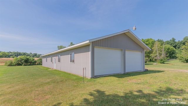 12322 Mccollum Road, Clinton, MI 49236