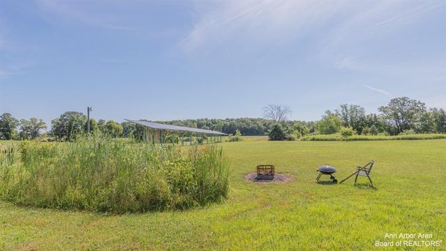 12322 Mccollum Road, Clinton, MI 49236