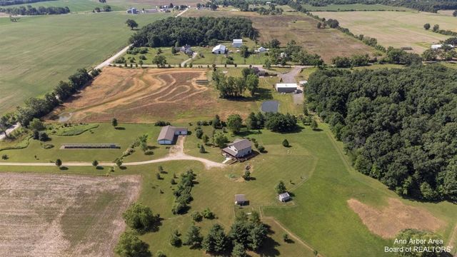 12322 Mccollum Road, Clinton, MI 49236