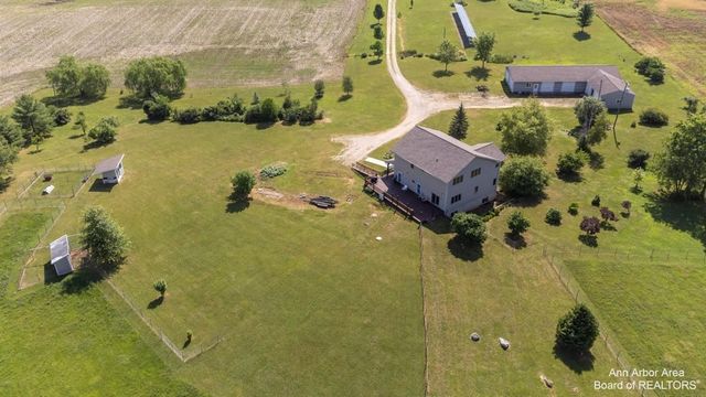 12322 Mccollum Road, Clinton, MI 49236
