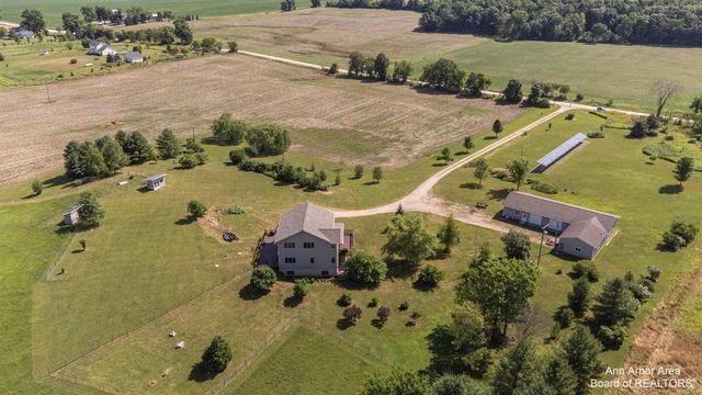 12322 Mccollum Road, Clinton, MI 49236