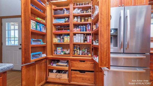 12322 Mccollum Road, Clinton, MI 49236