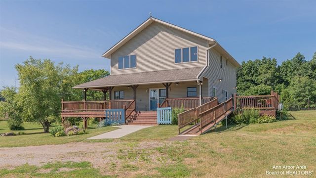 12322 Mccollum Road, Clinton, MI 49236