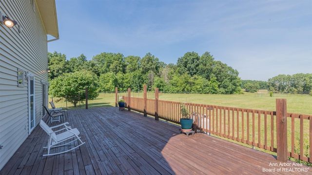 12322 Mccollum Road, Clinton, MI 49236