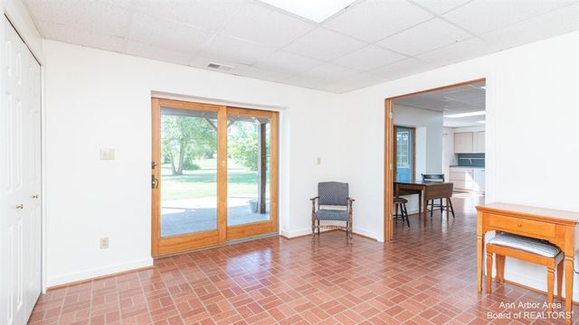 12322 Mccollum Road, Clinton, MI 49236