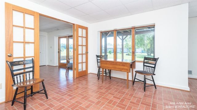 12322 Mccollum Road, Clinton, MI 49236