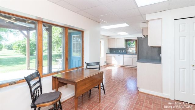 12322 Mccollum Road, Clinton, MI 49236