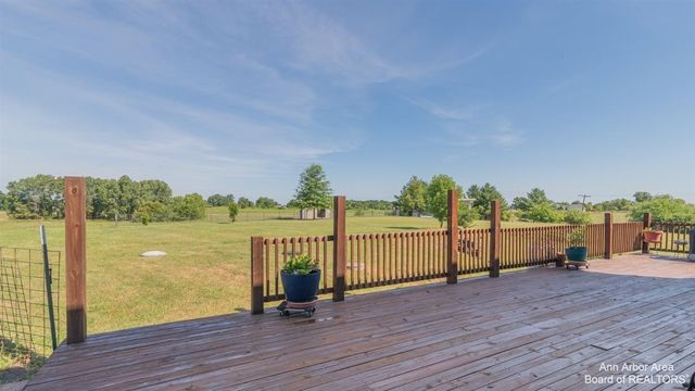 12322 Mccollum Road, Clinton, MI 49236
