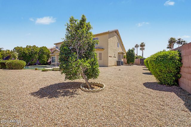 3664 E INDIGO BAY Court, Gilbert, AZ 85234