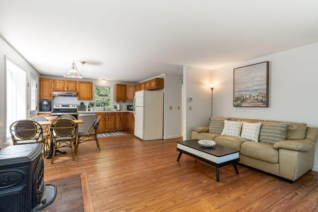 3098 State Hwy Rte 6 Highway, Wellfleet, MA 02667