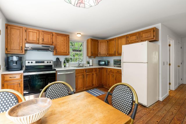 3098 State Hwy Rte 6 Highway, Wellfleet, MA 02667