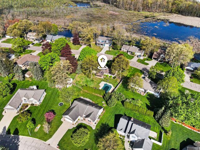 9419 Oakview Drive, Portage, MI 49024