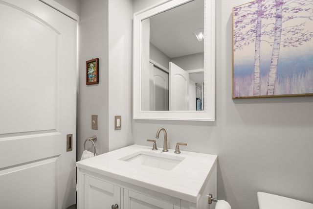 1 Seal Harbor Rd 300, Winthrop, MA 02152