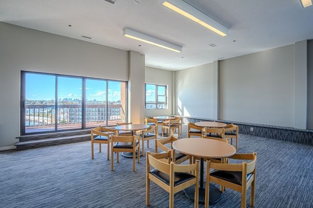 1 Seal Harbor Rd 300, Winthrop, MA 02152