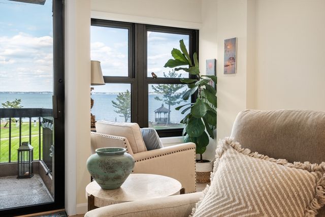 1 Seal Harbor Rd 300, Winthrop, MA 02152