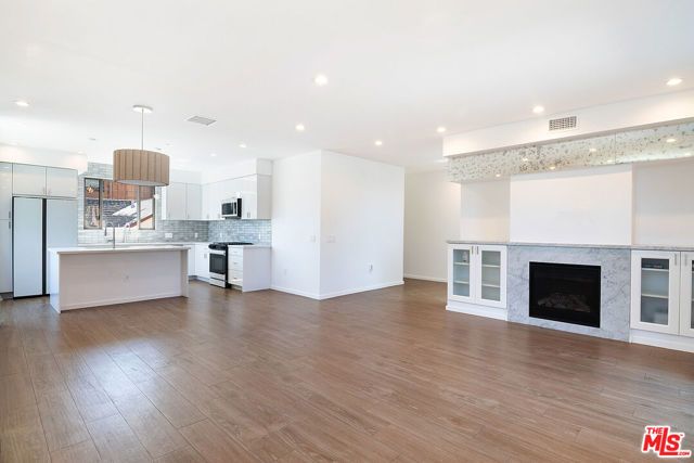 1621 S Bedford Street, Los Angeles, CA 90035