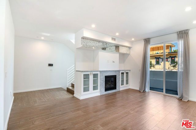 1621 S Bedford Street, Los Angeles, CA 90035