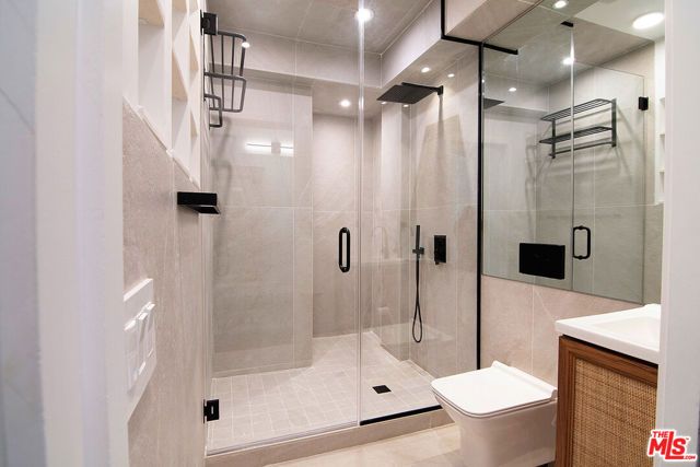 1621 S Bedford Street, Los Angeles, CA 90035