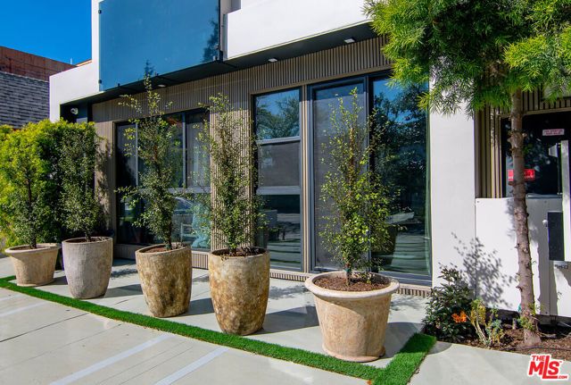 1621 S Bedford Street, Los Angeles, CA 90035