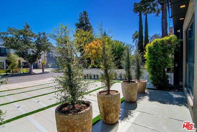 1621 S Bedford Street, Los Angeles, CA 90035