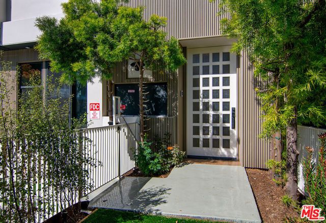 1621 S Bedford Street, Los Angeles, CA 90035