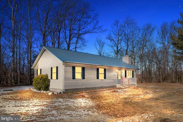 285 TUXEDO LN, Woodside, DE 19980