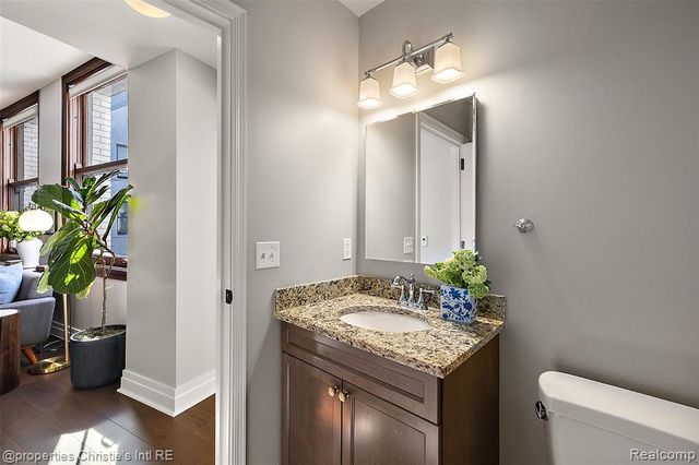 1 Park Avenue 1402, Detroit, MI 48226