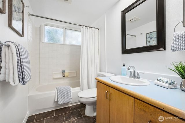 25328 151st Place SE, Covington, WA 98042