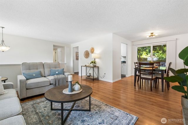 25328 151st Place SE, Covington, WA 98042