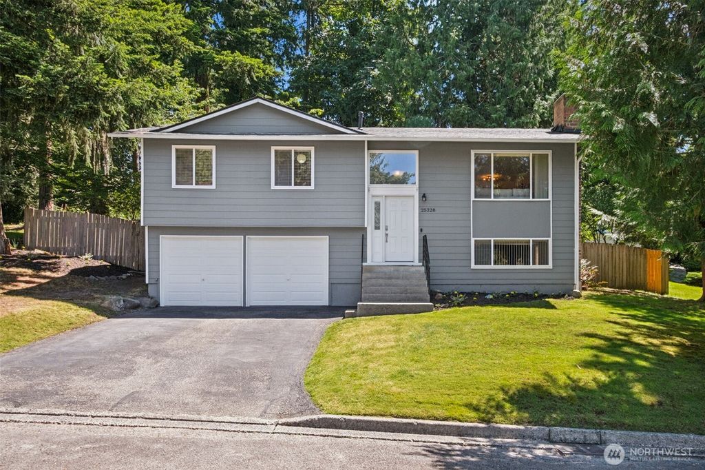 25328 151st Place SE, Covington, WA 98042