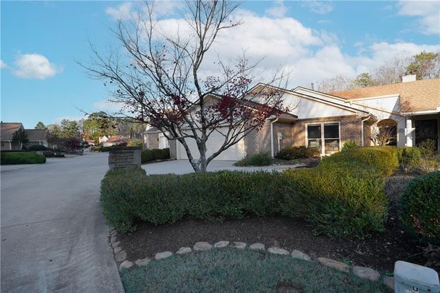 4561 Lake Village Drive, Atlanta, GA 30338