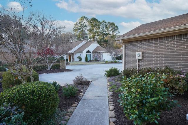 4561 Lake Village Drive, Atlanta, GA 30338