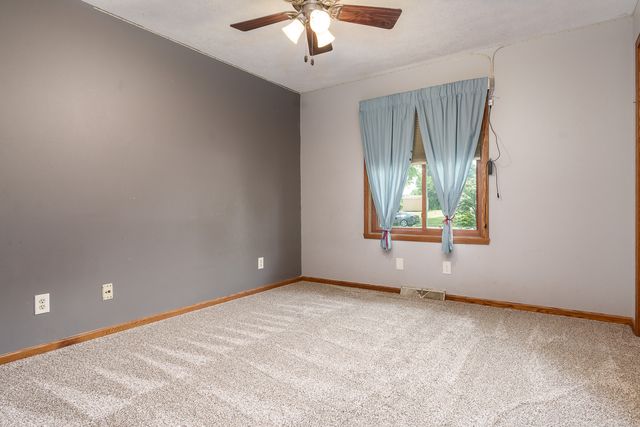 280 Knoll Road, Belvidere, IL 61008