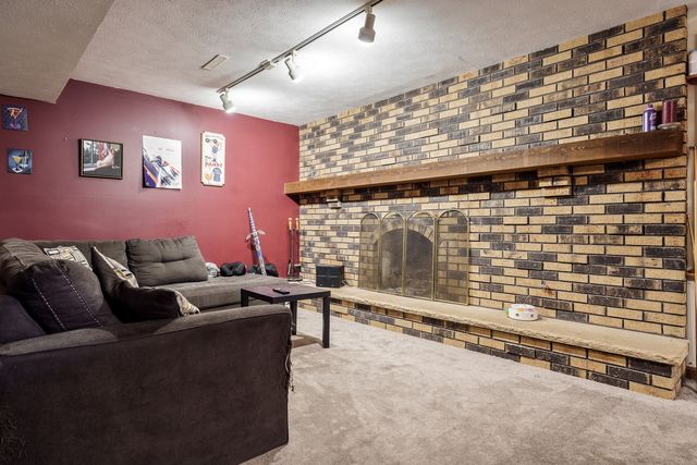 280 Knoll Road, Belvidere, IL 61008