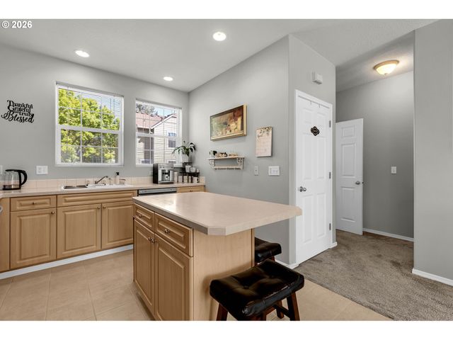 15690 Sw BLACK QUARTZ St, Beaverton, OR 97007